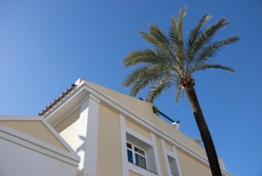 Très joli penthouse en duplex à Nueva Andalucia
