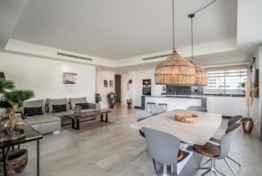 SUPERBE APPARTEMENT 3 CHAMBRES ET TERRASSE, CASARES