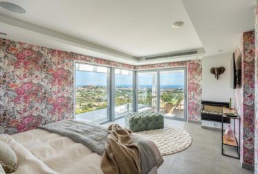 MAGNIFIQUE VILLA MODERNE AVEC VUES PANORAMIQUES, LA QUINTA BENAHAVIS