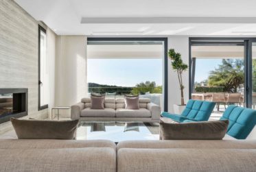 SUBLIME VILLA CONTEMPORAINE, BENAHAVIS