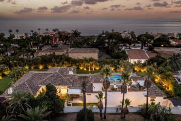 CHARMANTE VILLA 5 CHAMBRES MARBELLA EST - CARIB PLAYA
