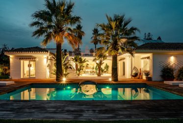 CHARMANTE VILLA 5 CHAMBRES MARBELLA EST - CARIB PLAYA