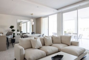 Très joli penthouse en duplex à Nueva Andalucia