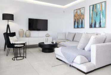 APPARTEMENT AVEC JARDIN ET VUE IMPRENABLE SUR LA MER !