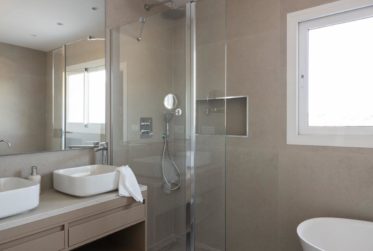 Très joli penthouse en duplex à Nueva Andalucia