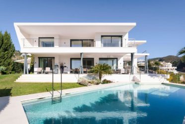 SUBLIME VILLA CONTEMPORAINE, BENAHAVIS