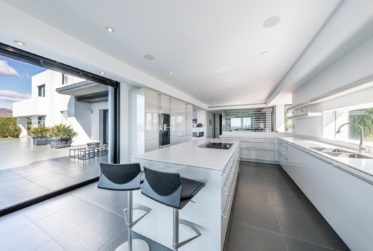 MAGNIFIQUE VILLA CONTEMPORAINE AVEC VUES PANORAMIQUES, BENAHAVIS