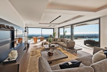 SUBLIME VILLA DE STYLE CONTEMPORAIRE AVEC 5 CHAMBRES DANS LA RESERVE DE SOTOGRANDE
