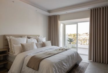 Très joli penthouse en duplex à Nueva Andalucia