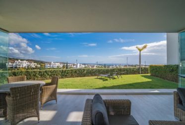 SUPERBE APPARTEMENT 3 CHAMBRES ET TERRASSE, CASARES