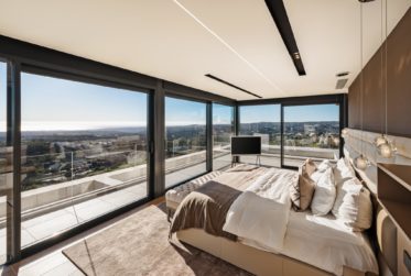 SUBLIME VILLA DE STYLE CONTEMPORAIRE AVEC 5 CHAMBRES DANS LA RESERVE DE SOTOGRANDE