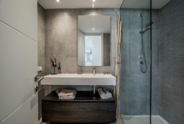 SUPERBE APPARTEMENT 3 CHAMBRES ET TERRASSE, CASARES