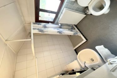 Maison et grange à rénover avec énorme potentiel
